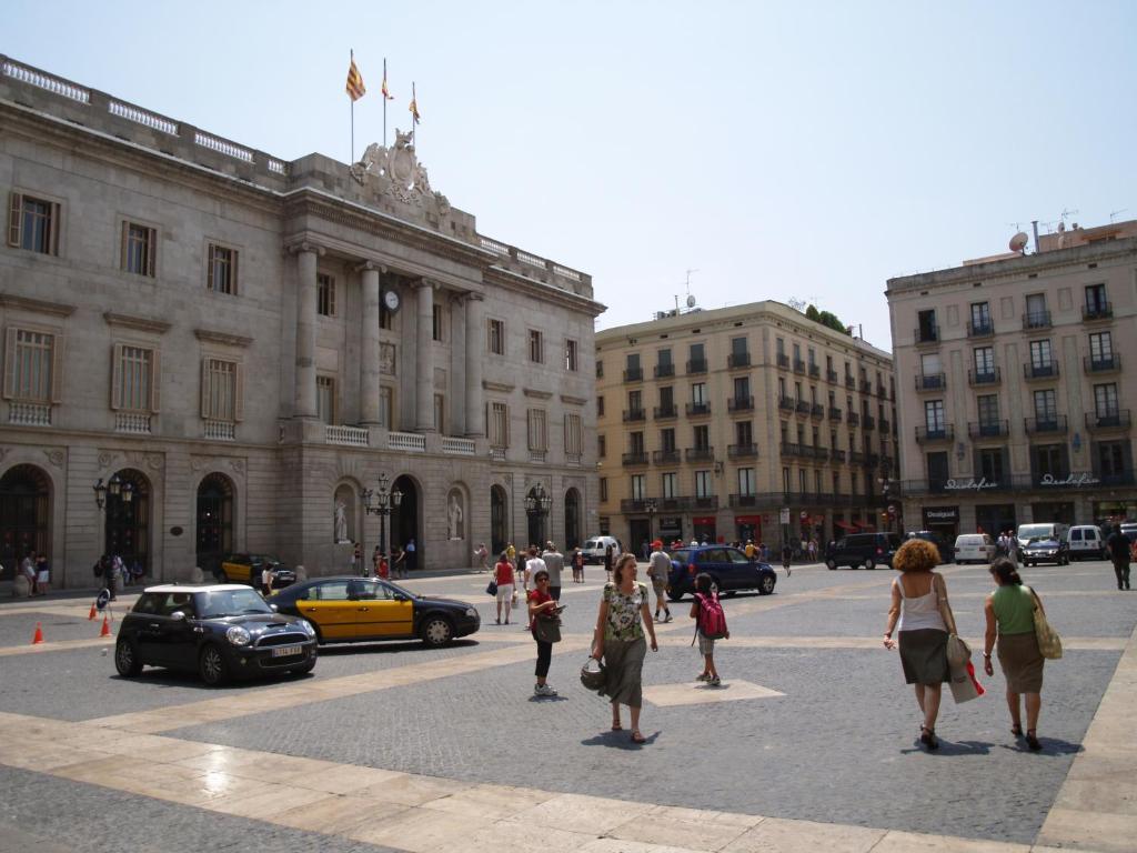 Hostal Nitzs Bcn — Photos 2